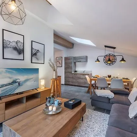 Les Freinets A202 -reduced Prices On Passes & Portes Du Soleil *